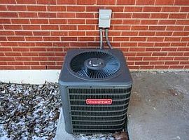 30 Upper St, Winchester, Ky 40391 3 Beds 1 Bath 1,025 Sqft in Winchester, KY (Photo 2 of 11)