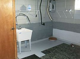 9037 Longacre St, Detroit, Mi 48228 3 Beds 1.5 Baths 1,681 Sqft in Detroit, MI (Photo 7 of 12)