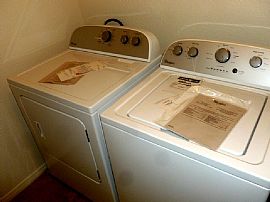 Spacious 2 Bed 2 Bath Condo Washer/dryer Included  in Zephyrhills, FL (Photo 12 of 12)