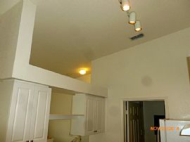 Spacious 2 Bed 2 Bath Condo Washer/dryer Included  in Zephyrhills, FL (Photo 4 of 12)