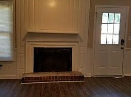 Remarkable Home  in Union City, GA (Photo 3 of 5)