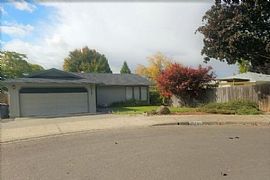 3081 Bron Cir, Medford, Or 97504 3 Beds 2 Baths 1,500 Sqft in Medford, OR
