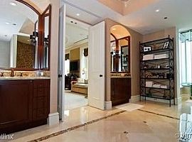 132 E Delaware Pl, Chicago in Chicago, IL (Photo 3 of 4)