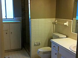 8910 Rowan Ln, Houston, Tx 77036 3 Beds 2 Baths 1,707 Sqft in Houston, TX (Photo 12 of 12)