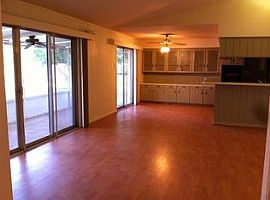 8910 Rowan Ln, Houston, Tx 77036 3 Beds 2 Baths 1,707 Sqft in Houston, TX (Photo 5 of 12)