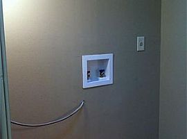 8910 Rowan Ln, Houston, Tx 77036 3 Beds 2 Baths 1,707 Sqft in Houston, TX (Photo 6 of 12)