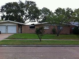 8910 Rowan Ln, Houston, Tx 77036 3 Beds 2 Baths 1,707 Sqft in Houston, TX