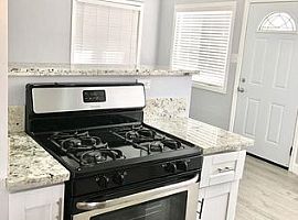 79 E Ellis St, Long Beach in North Long Beach, CA (Photo 4 of 10)