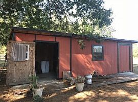 12037 Highway 35, Benton, Ar 72015 2 Beds 1.5 Baths 1,168 Sqft in Benton, AR (Photo 1 of 9)