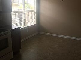  4017 Downy Park, Lexington, Ky 40509 3 Beds 2 Baths 1,200 Sqft in Lexington, KY (Photo 2 of 4)