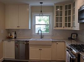  4006 Alton Rd, Saint Matthews, Ky 40207 3 Beds 2 Baths 1,151 S in Saint Matthews, KY (Photo 4 of 4)