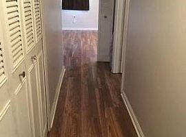  6802 Lake Elkhorn Ct, Louisville, Ky 40291 3 Beds 1 Bath 1,000 in Louisville, KY