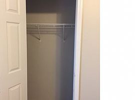  2719 W Jefferson St, Louisville, Ky 40212 2 Beds 1 Bath 960 Sq in Louisville, KY (Photo 4 of 4)