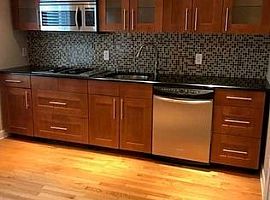 138b Hastings Ave, Rutherford, Nj 07070 2 Beds 1 Bath in Rutherford, NJ (Photo 2 of 5)