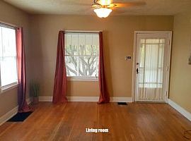  1216 Dresden Ave, Louisville, Ky 40215  in Louisville, KY (Photo 3 of 4)