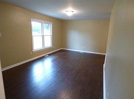 109a Arnold Rd, Jacksonville, Nc 28546  (747) 444-3766 in Jacksonville, NC (Photo 3 of 8)