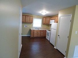 109a Arnold Rd, Jacksonville, Nc 28546  (747) 444-3766 in Jacksonville, NC (Photo 4 of 8)