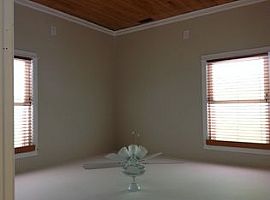 1701 Tammany Dr, Nashville, Tn 37206 3 Beds 1 Bath 1,230 Sqft in Nashville, TN (Photo 4 of 12)