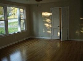 1701 Tammany Dr, Nashville, Tn 37206 3 Beds 1 Bath 1,230 Sqft in Nashville, TN (Photo 7 of 12)