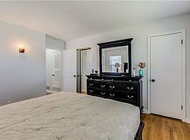 205 Sw Murphy Rd, Burleson, Tx 76028 3 Beds 2 Baths in Burleson, TX (Photo 10 of 12)