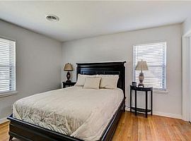 205 Sw Murphy Rd, Burleson, Tx 76028 3 Beds 2 Baths in Burleson, TX (Photo 6 of 12)