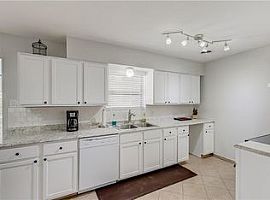 205 Sw Murphy Rd, Burleson, Tx 76028 3 Beds 2 Baths in Burleson, TX (Photo 7 of 12)