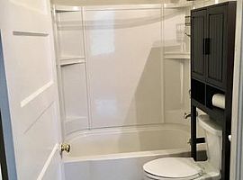 916 Livingston St, Old Hickory, Tn 37138 3 Beds 1 Bath 875 Sqft in Old Hickory, TN (Photo 8 of 12)