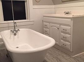 1306 Overton St, Old Hickory, Tn 37138 3 Beds 1 Bath 1,120 Sqft in Old Hickory, TN (Photo 4 of 12)