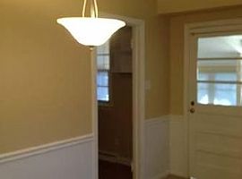 310 Lynbrook Dr, Greensboro, Nc 27405 2 Beds 1 Bath 1,292 Sqft in Greensboro, NC (Photo 6 of 12)