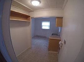 4306 Parker St, Greensboro, Nc 27405 2 Beds 1 Bath 600 Sqft in Greensboro, NC (Photo 9 of 12)