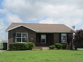  320 Pioneer Dr, Oak Grove, Ky 42262 3 Beds 2 Baths 1,140 Sqft in Oak Grove, KY