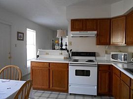 429 Hillsborough St Chapel Hill, Nc 27514 (747) 444-3766 in Chapel Hill, NC (Photo 4 of 4)