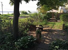 40 Sea St, New Haven, Ct 06519 in New Haven, CT (Photo 8 of 8)