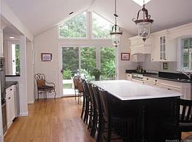 11 Cloverly Cir, Norwalk, Ct 06855 in Norwalk, CT (Photo 8 of 12)