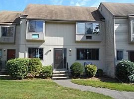 293 Sterling Village Aka 560 Yale Ave, Meriden, Ct 06450 in Meriden, CT