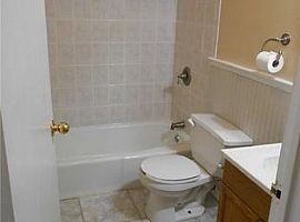 293 Sterling Village Aka 560 Yale Ave, Meriden, Ct 06450 in Meriden, CT (Photo 6 of 10)