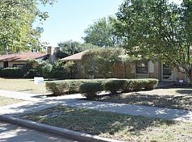 1332 Carnation Dr Lewisville, Tx 75067 (747) 444-3766 in Lewisville, TX (Photo 5 of 5)