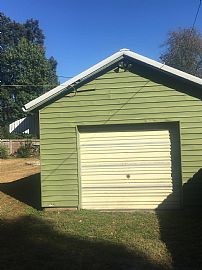 3 Bedroom 2 Bathroom House Near University in Murray, KY (Photo 12 of 12)