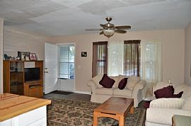 This Charmer Is Much Roomier Than It Appears! in Tuscola, IL (Photo 3 of 5)