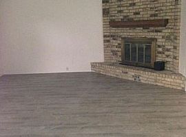 425 Sandy Knoll Dr, Coppell (747) 444-3766 in Coppell, TX (Photo 3 of 6)