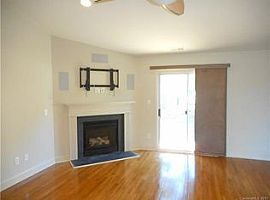  16306 Circlegreen Dr, Charlotte, Nc 28273 4 Beds 2 Baths 1,600 in Charlotte, NC (Photo 2 of 4)