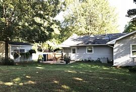  136 Westview Dr, Elon College, Nc 27244 3 Beds 2 Baths in Elon College, NC (Photo 4 of 5)