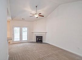  5316 Villas Ct, Winston Salem, Nc 27103 2 Beds 2 Baths 1,277 S in Winston Salem, NC (Photo 2 of 4)