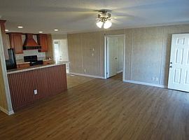  1007 Blythewood Ln, Suffolk, Va 23434 3 Beds 2 Baths 1,200 Sqf in Suffolk, VA (Photo 3 of 5)