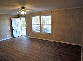  1007 Blythewood Ln, Suffolk, Va 23434 3 Beds 2 Baths 1,200 Sqf in Suffolk, VA (Photo 4 of 5)