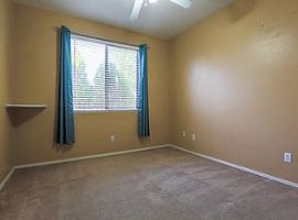 16945 W Bridlington Ct, Surprise, Az 85374 in Surprise, AZ (Photo 3 of 6)