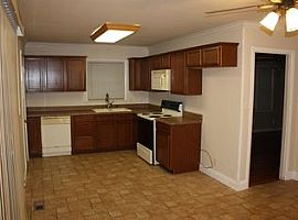 318 Jack Coleman Dr Nw, Huntsville, Al 35805 in Huntsville, AL (Photo 6 of 12)