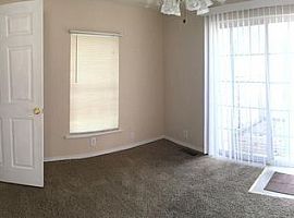 1117 Mary St, Poplar Bluff, Mo 63901 2 Beds 1 Bath 680 Sqft in Poplar Bluff, MO (Photo 6 of 7)