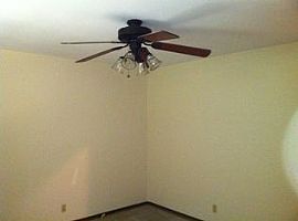 1317 S Wheaton Dr, Saint Charles, Mo 63301 3 Beds 2 Baths 1,040 in Saint Charles, MO (Photo 3 of 7)