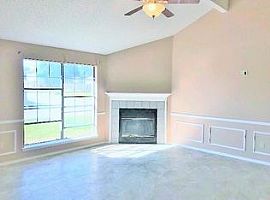 5541 Whisper Glen Dr, Arlington, Tx 76017   (747) 444-3766 in Arlington, TX (Photo 3 of 8)